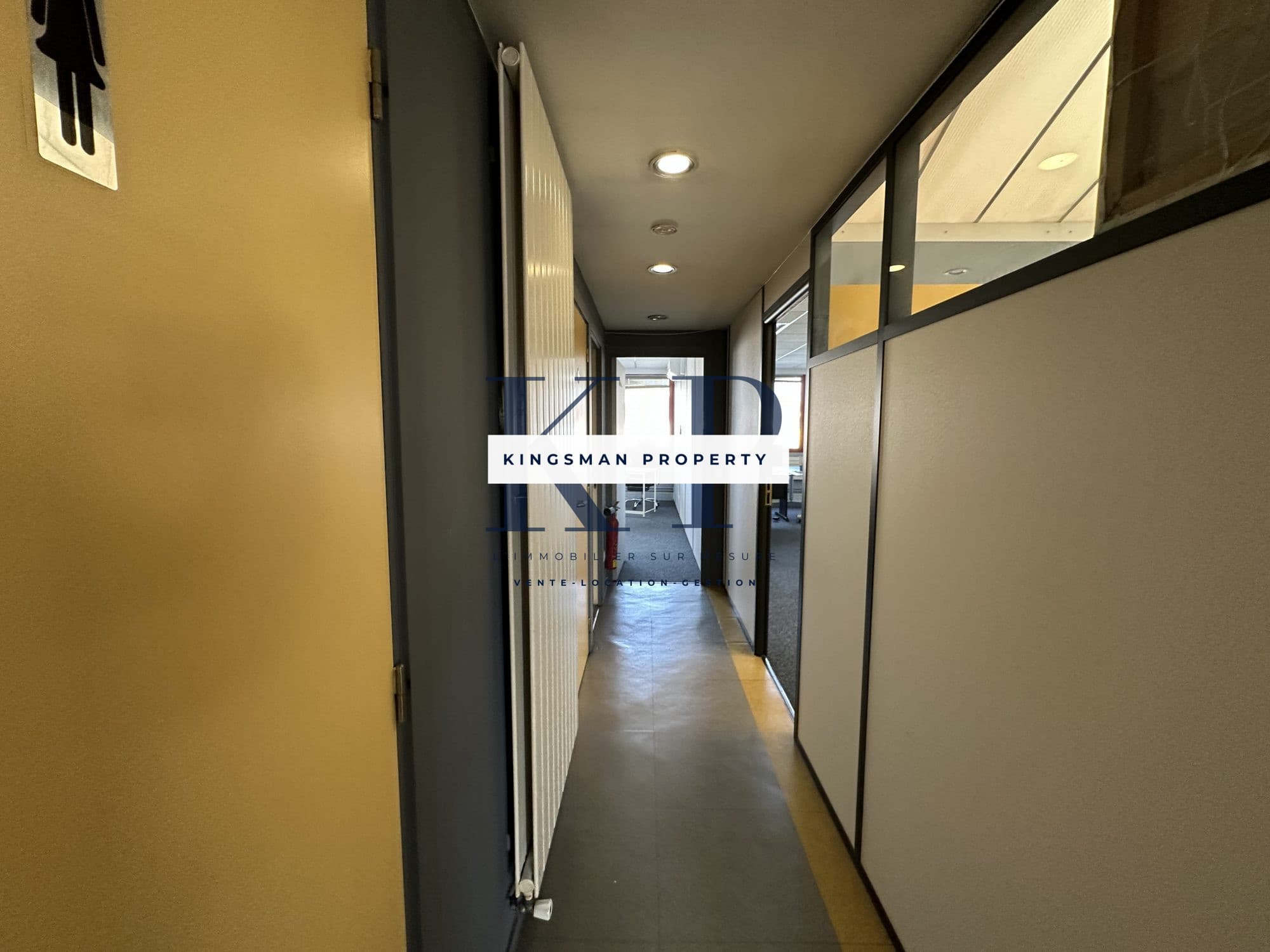 Bureaux à louer – Plateau divisible ou entier – 220 m² – 1er étage · photo 7