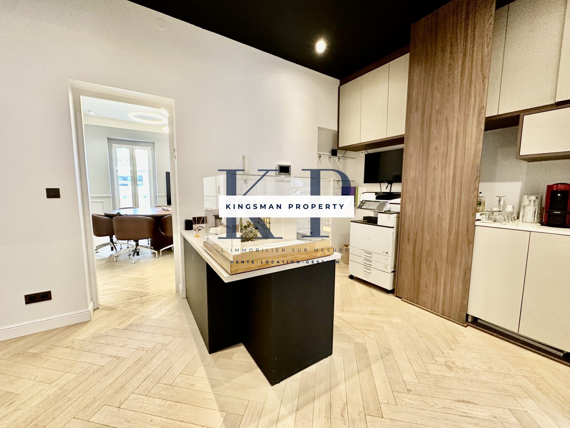 Immobilier Professionnel à louer Neuilly-sur-Seine · photo 5