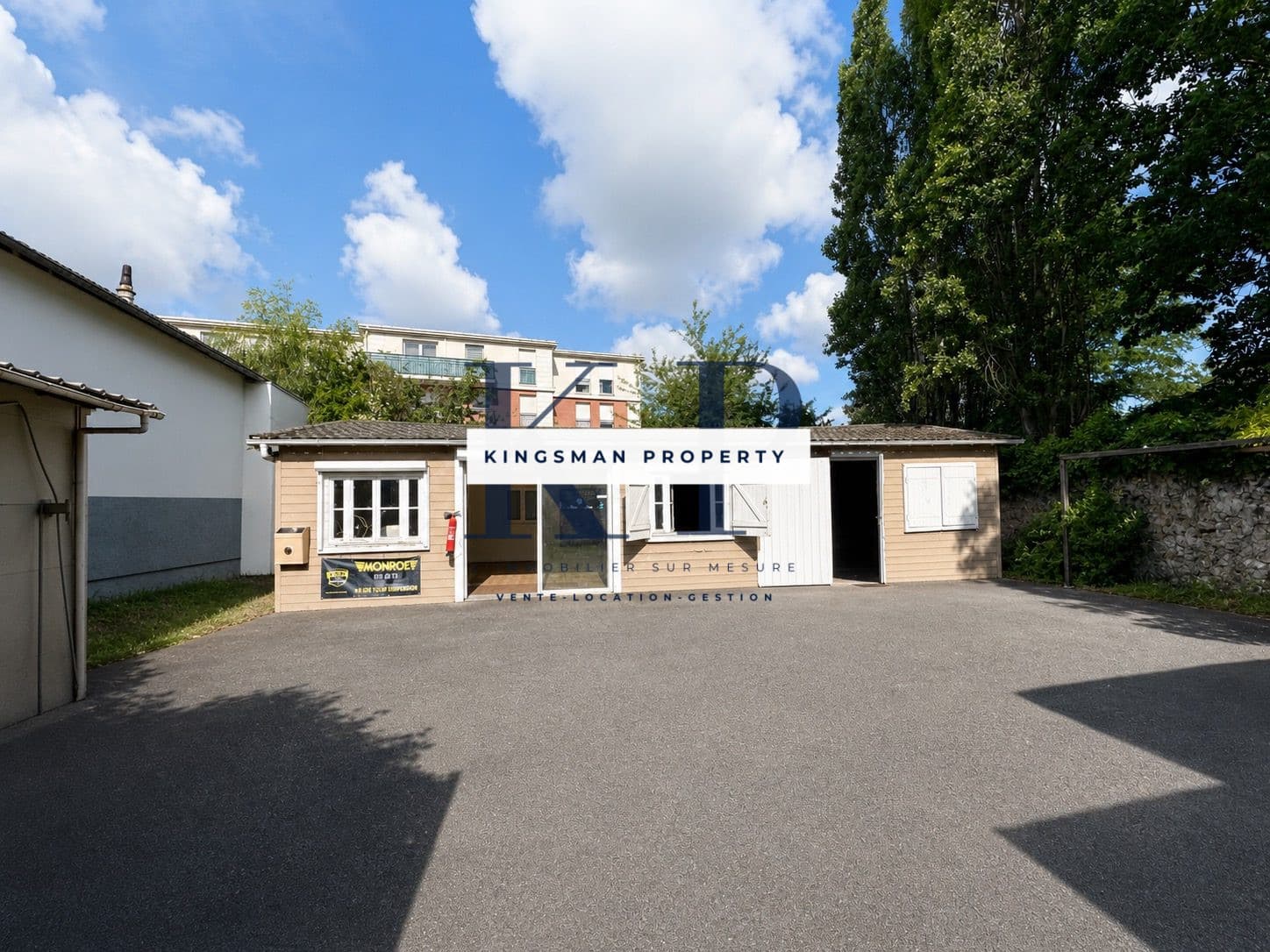 LOCAL D'ACTIVITÉ AVEC COUR PRIVATIVE – VILLEMOMBLE · photo 3