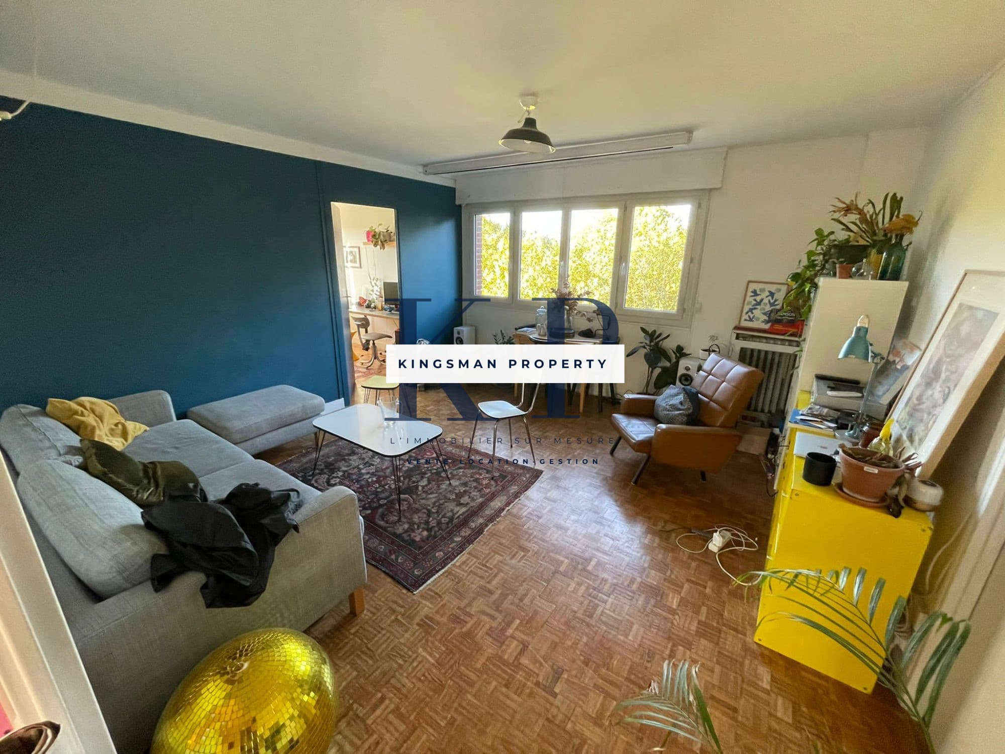 APPARTEMENT 5 PIÈCES AVEC BALCON - INTÉRIEUR EN BON ÉTAT · photo 1