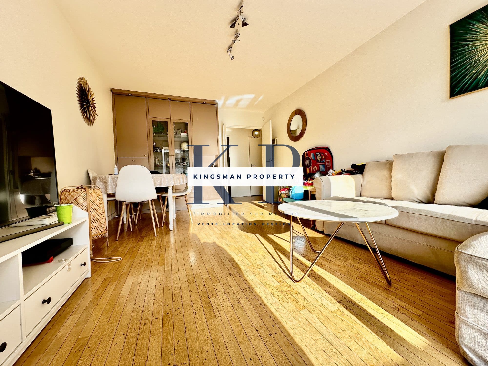 Charmant 3 pièces de 76 m² – Place du Sextant · photo 3