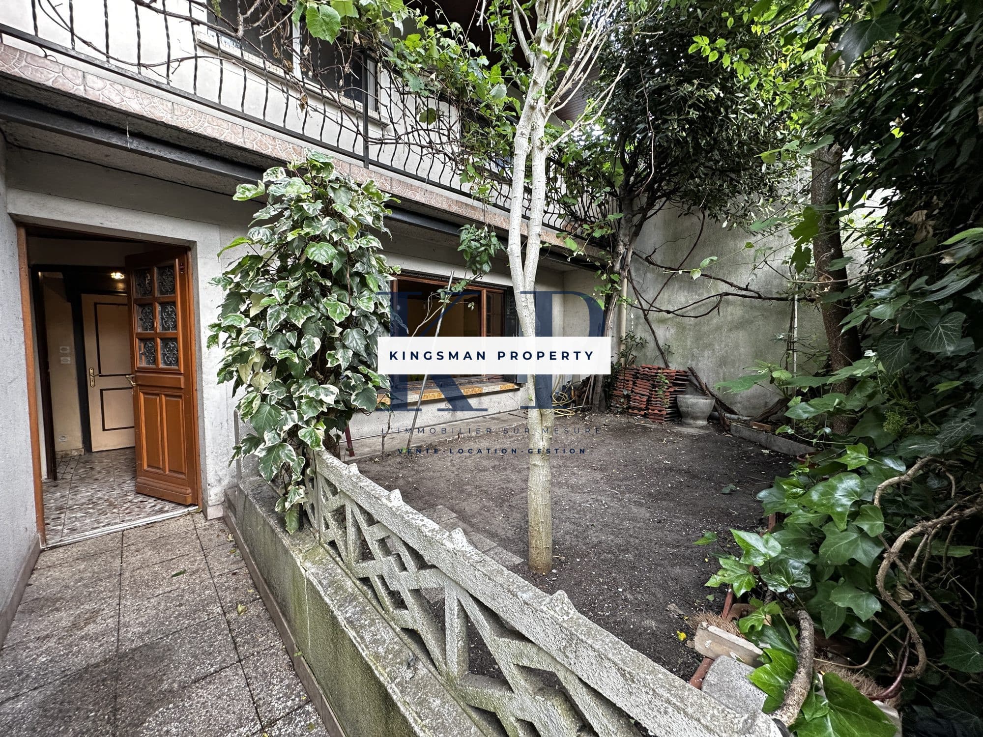 Maison familiale avec jardin – Exposition ouest – À rénover · photo 2